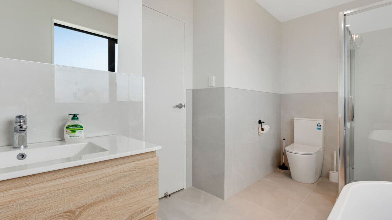 Photo of Bathroom in Massey