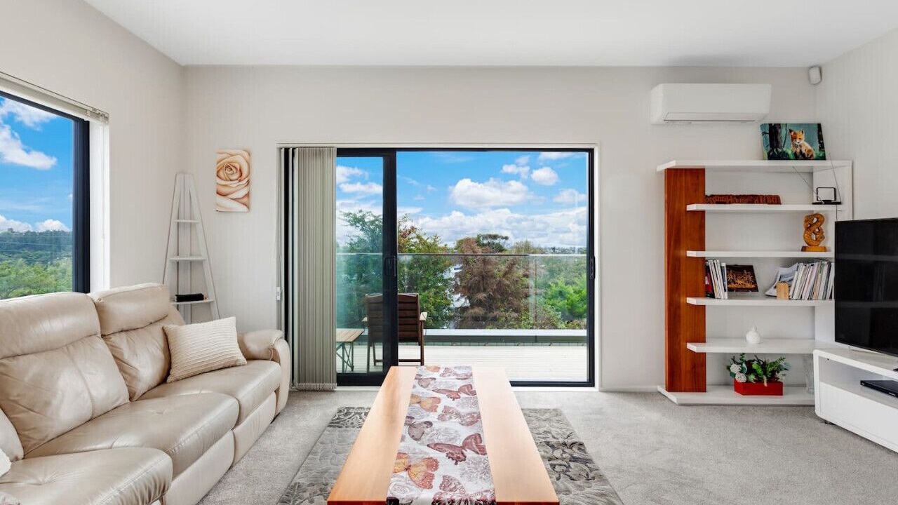 Photo of Livingroom in Massey