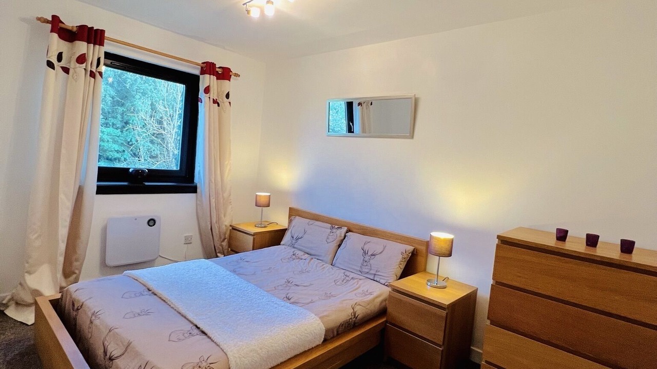 Photo of Bedroom in North Glasgow