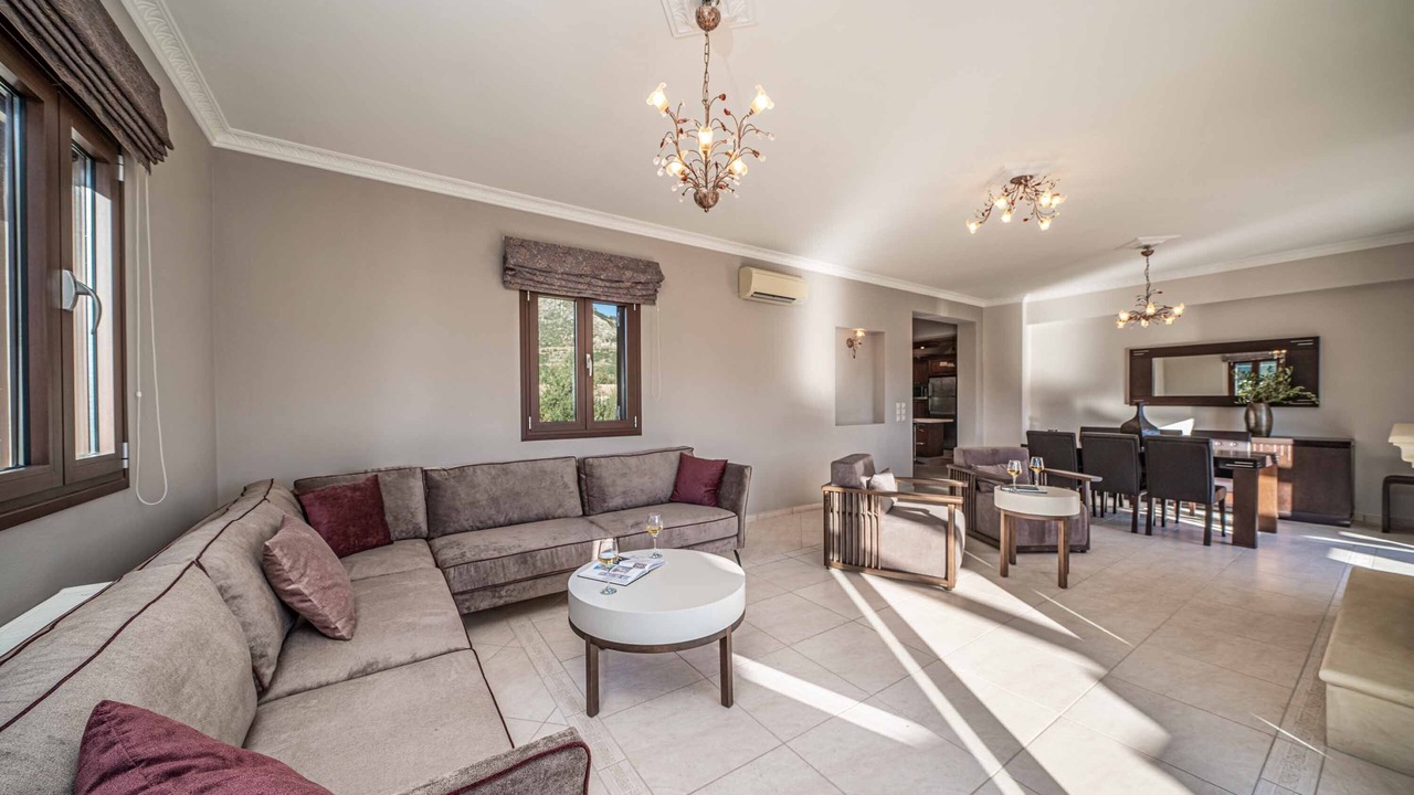 Photo of Livingroom in Thiramonas