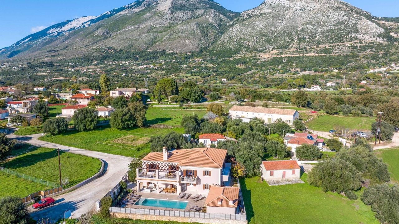 Photo of Outdoor in Thiramonas