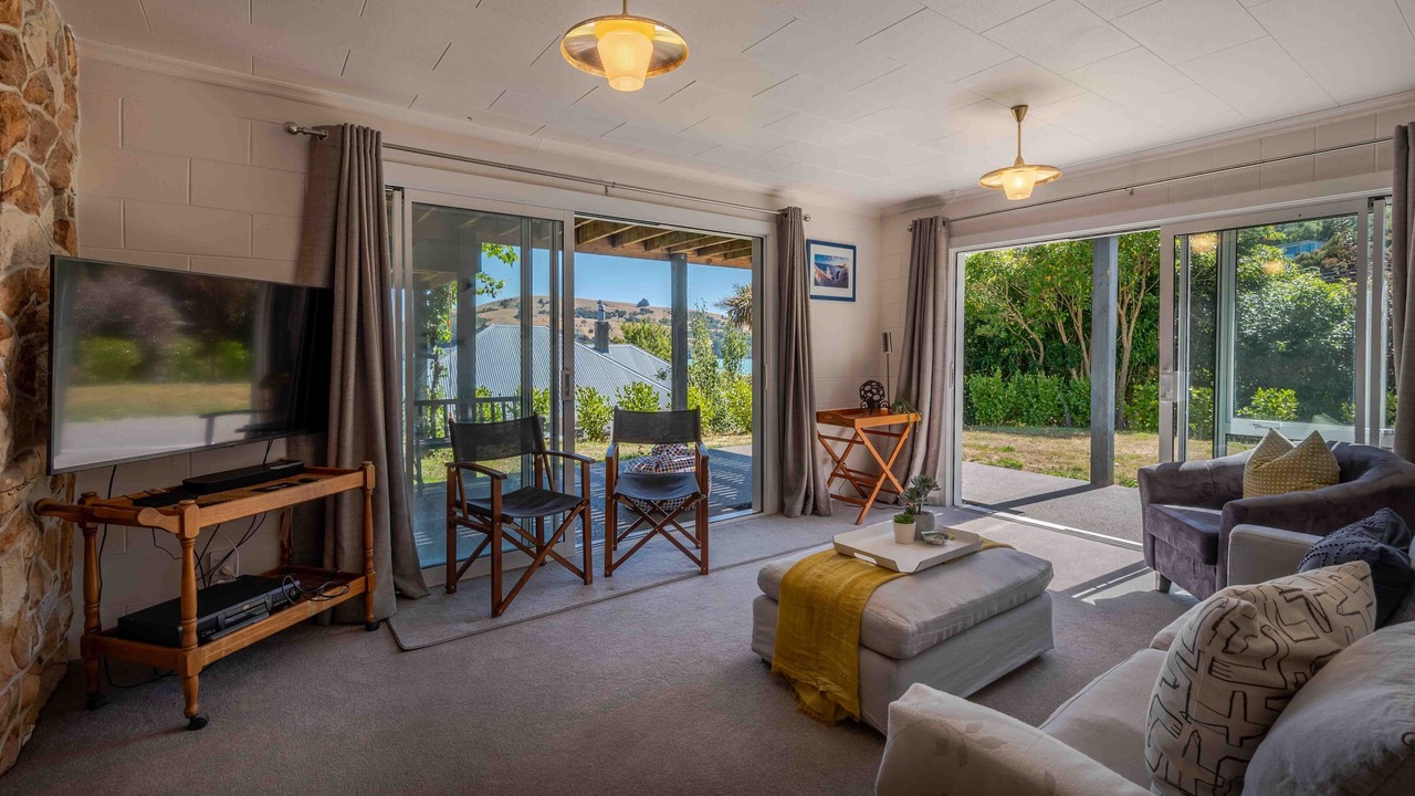 Photo of Livingroom in Akaroa