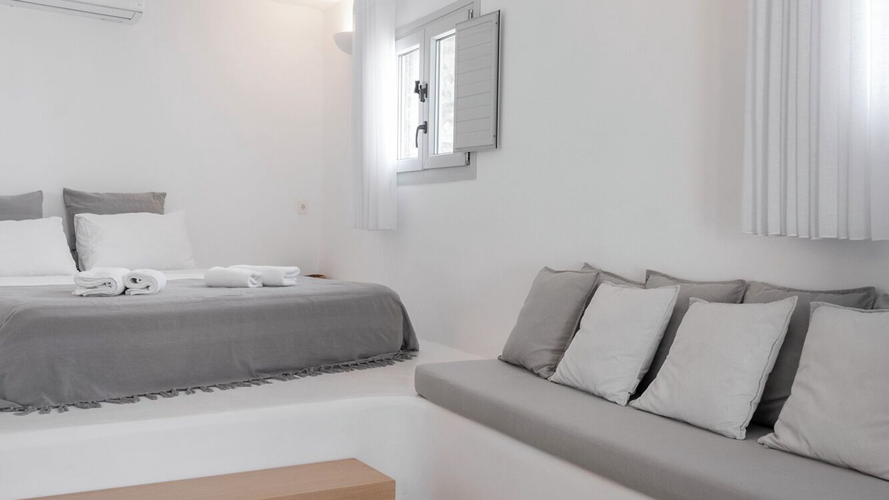 Photo of Bedroom in Platis Gialos