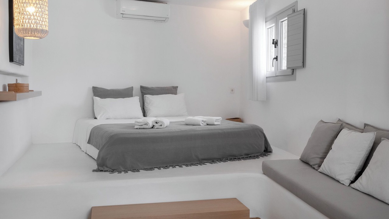 Photo of Bedroom in Platis Gialos