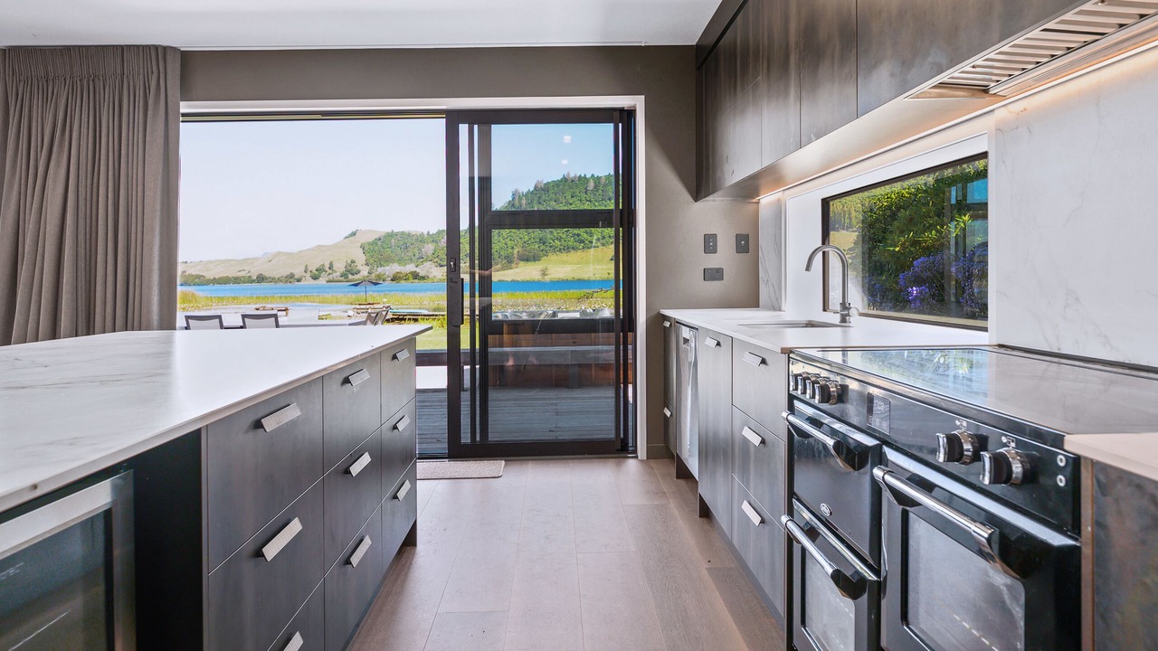 Photo of Kitchen in Lake Okareka