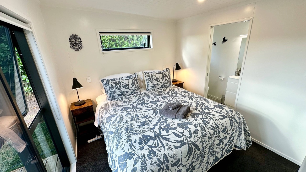 Photo of Bedroom in Bombay