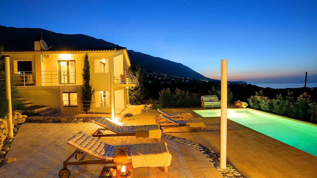 Photo of Outdoor in Karavados