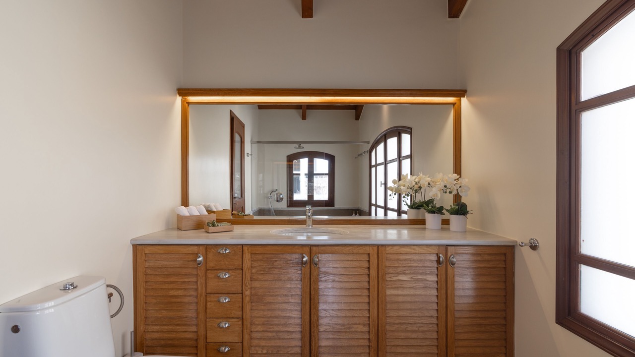Photo of Bathroom in Kerameikos