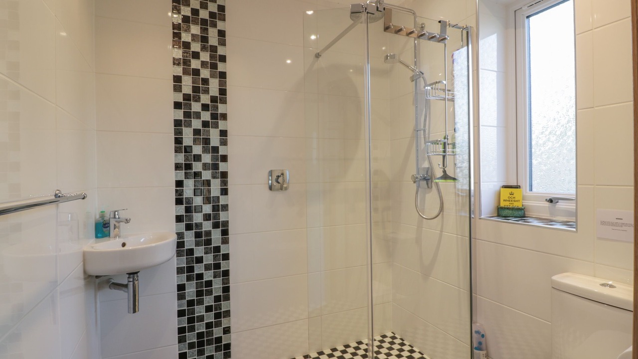 Photo of Bathroom in Rockcliffe