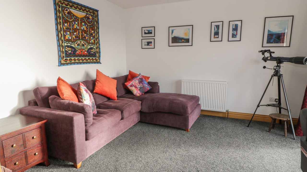 Photo of Livingroom in Rockcliffe
