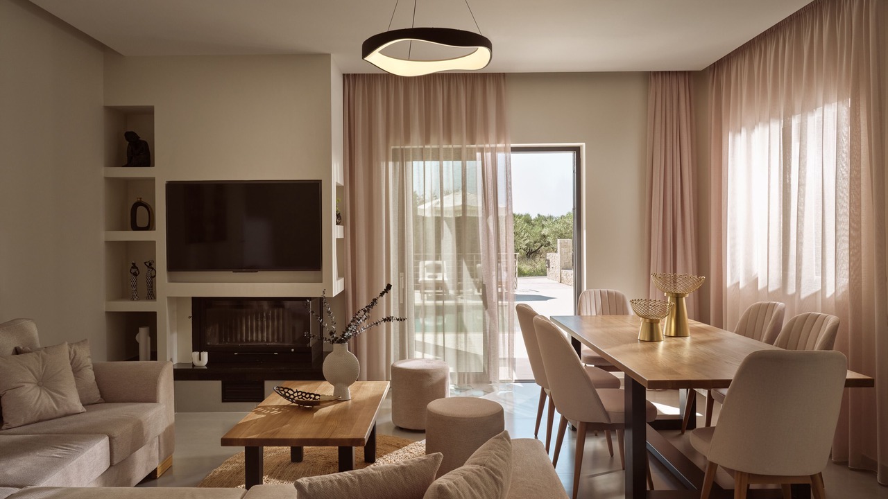 Photo of Bedroom in Neromilos