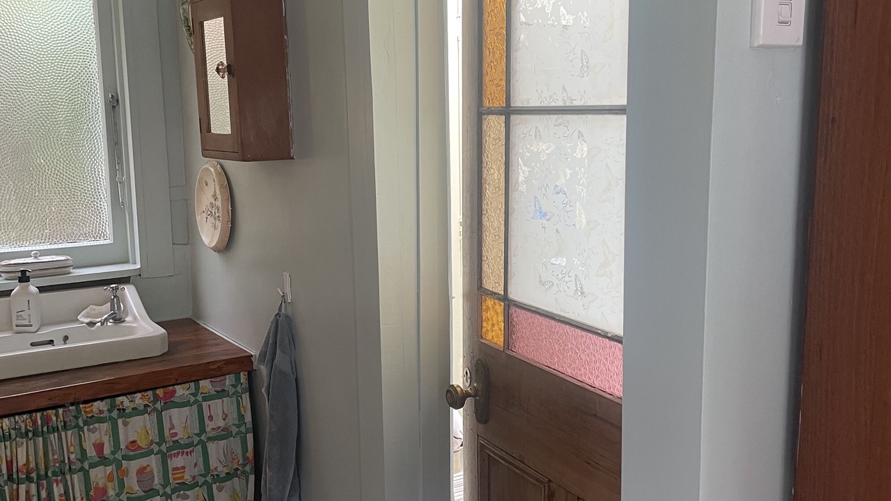 Photo of Bathroom in Piha