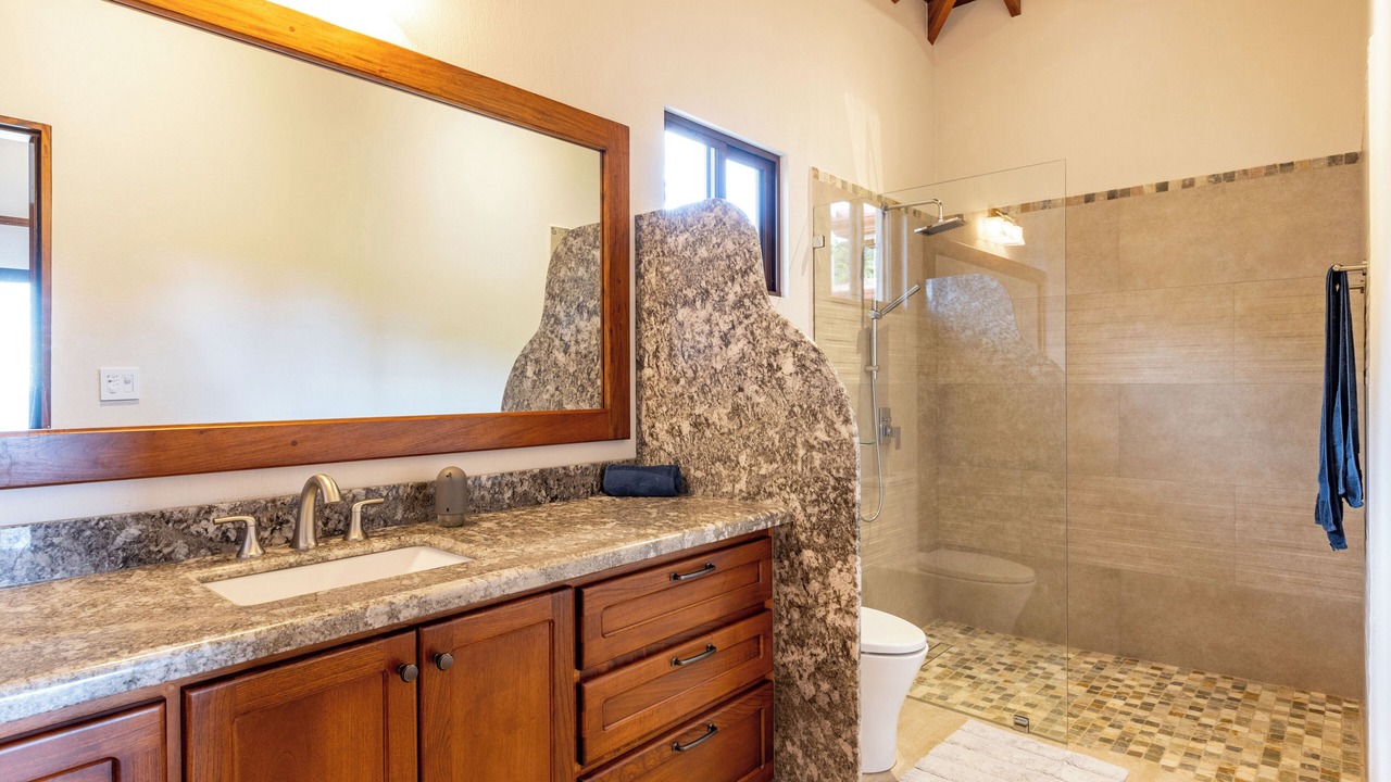 Photo of Bathroom in Naranjo
