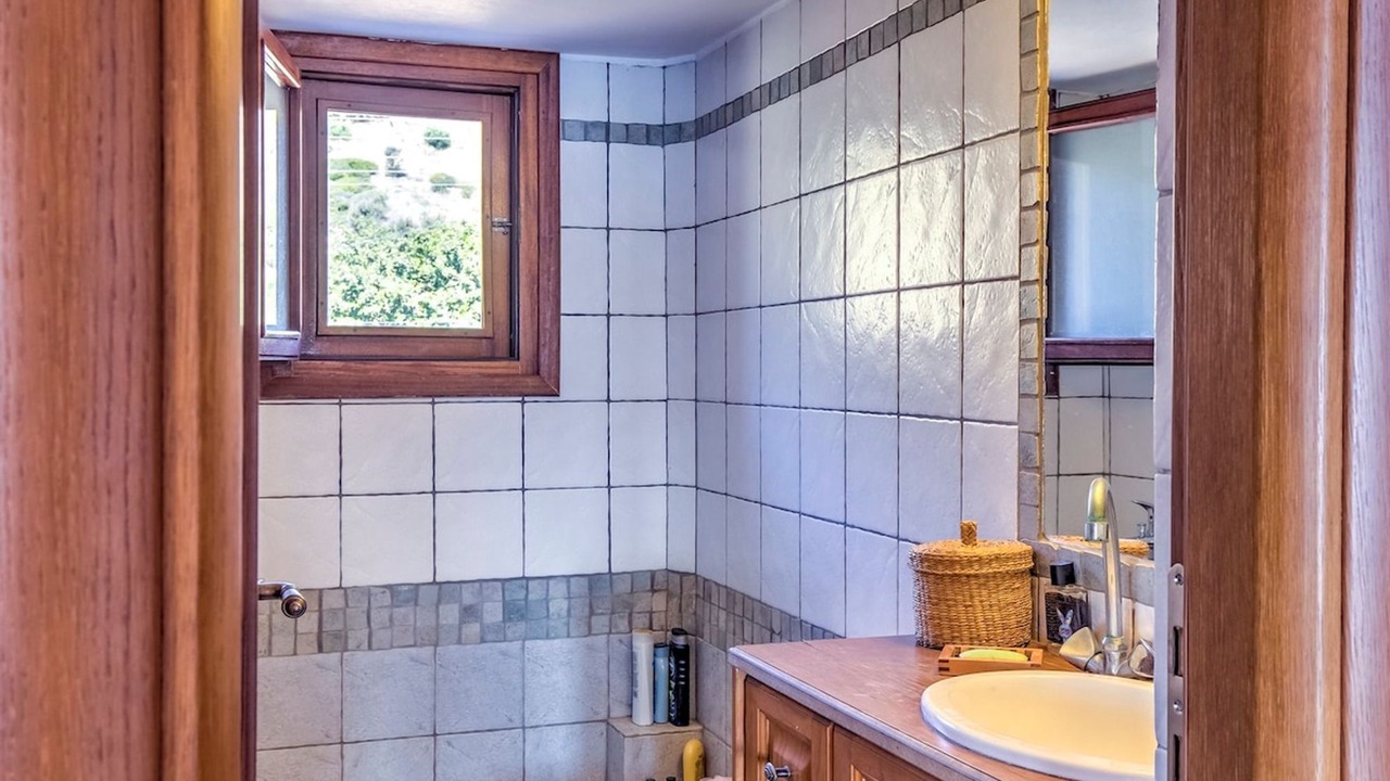 Photo of Bathroom in Papadhianika