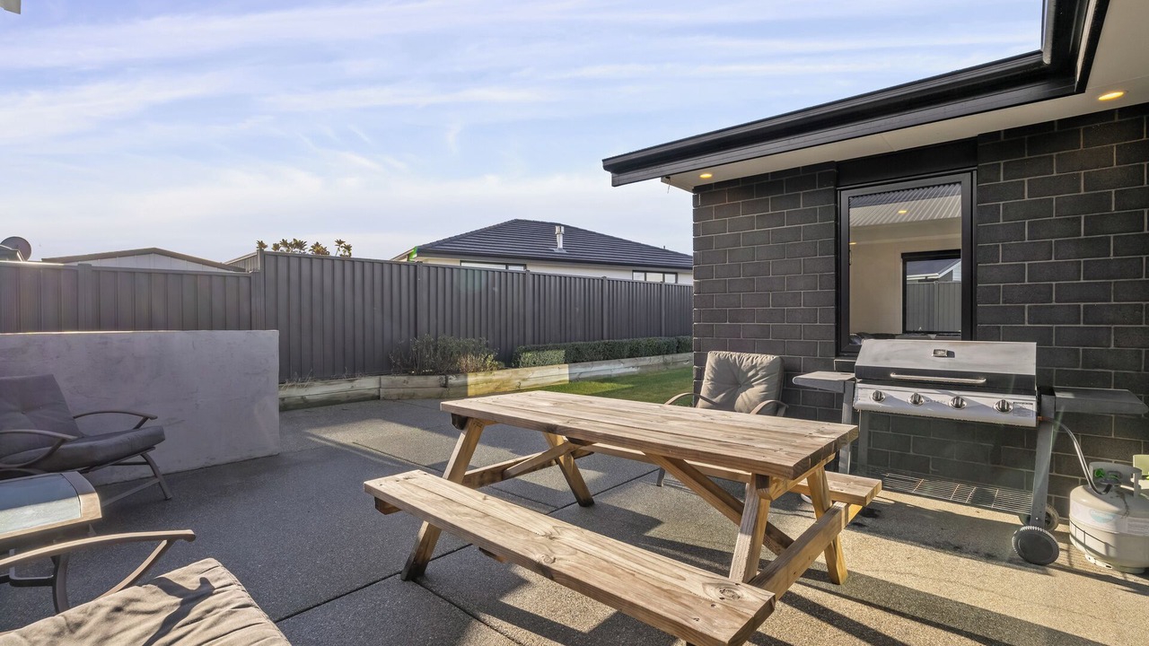 Photo of Outdoor in Lowburn
