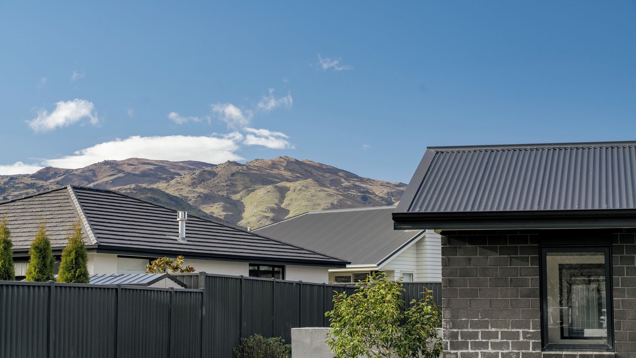 Photo of Outdoor in Lowburn