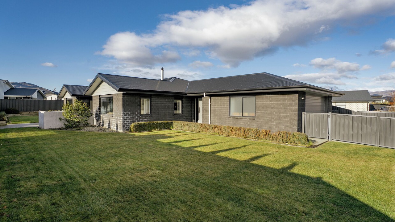 Photo of Outdoor in Lowburn