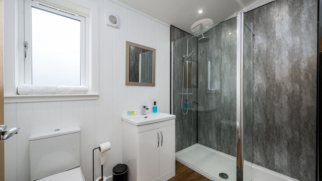 Photo of Bathroom in Errol