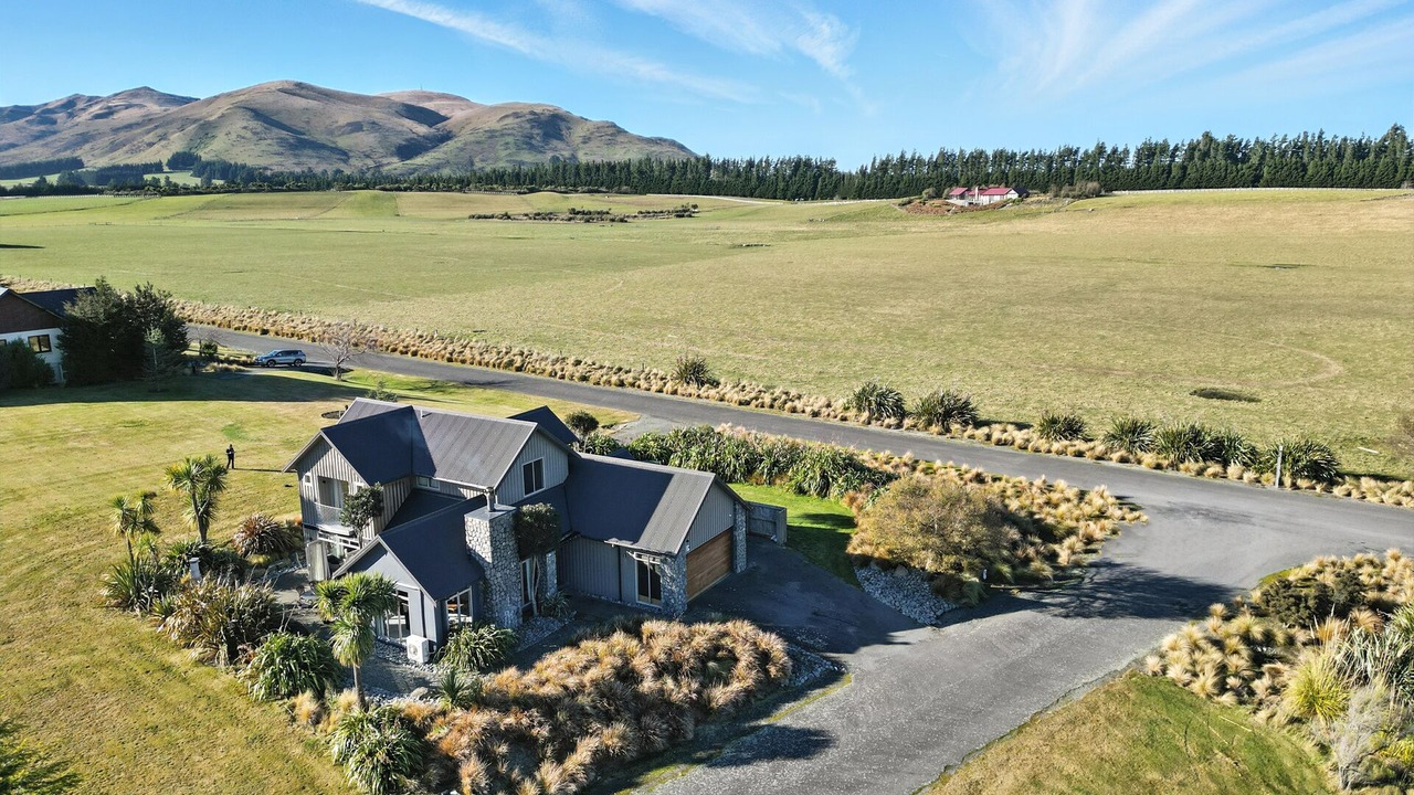 Photo of Outdoor in Windwhistle