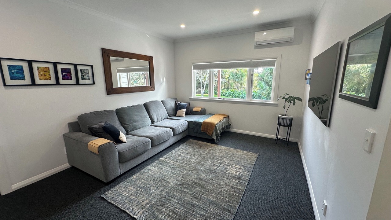 Photo of Livingroom in Raumati Beach