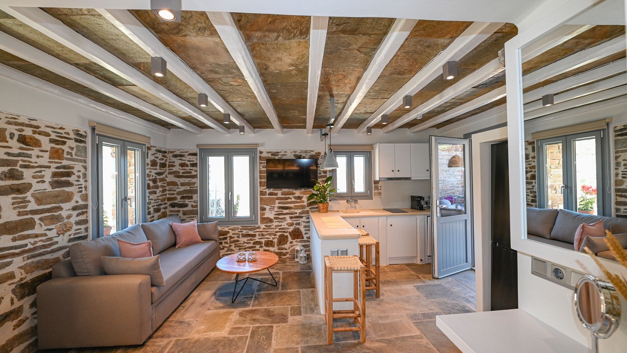 Photo of Livingroom in Exomvourgo