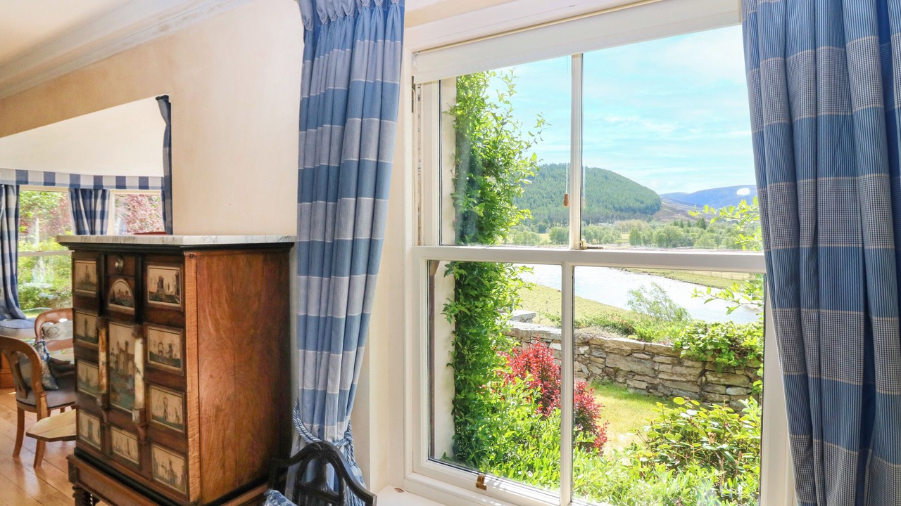 Photo of Others in Ballater