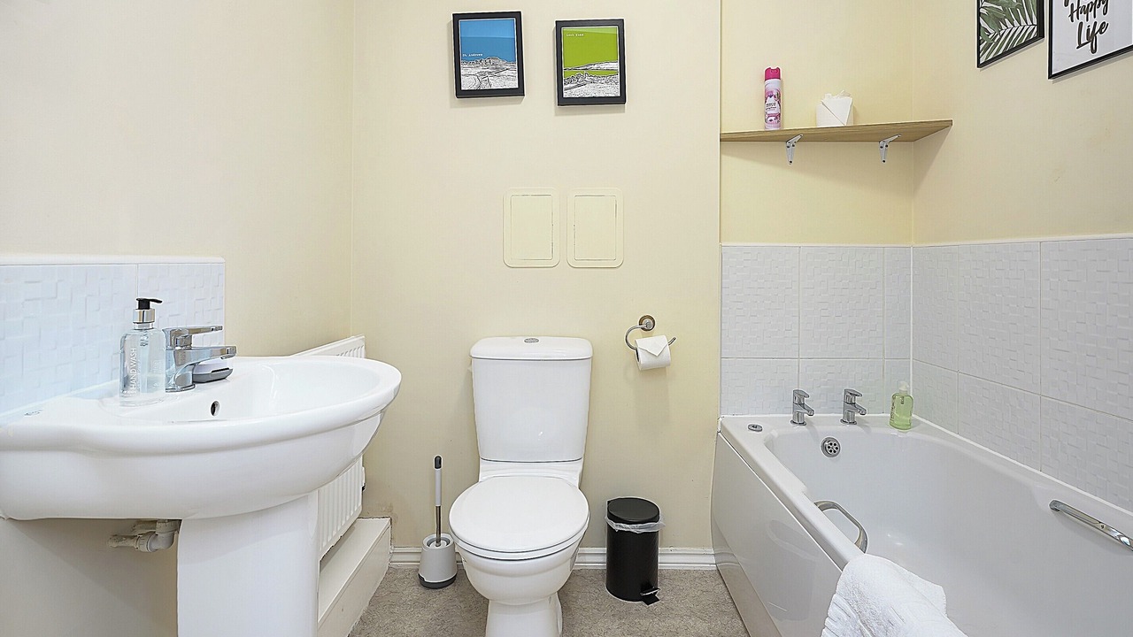 Photo of Bathroom in Restalrig
