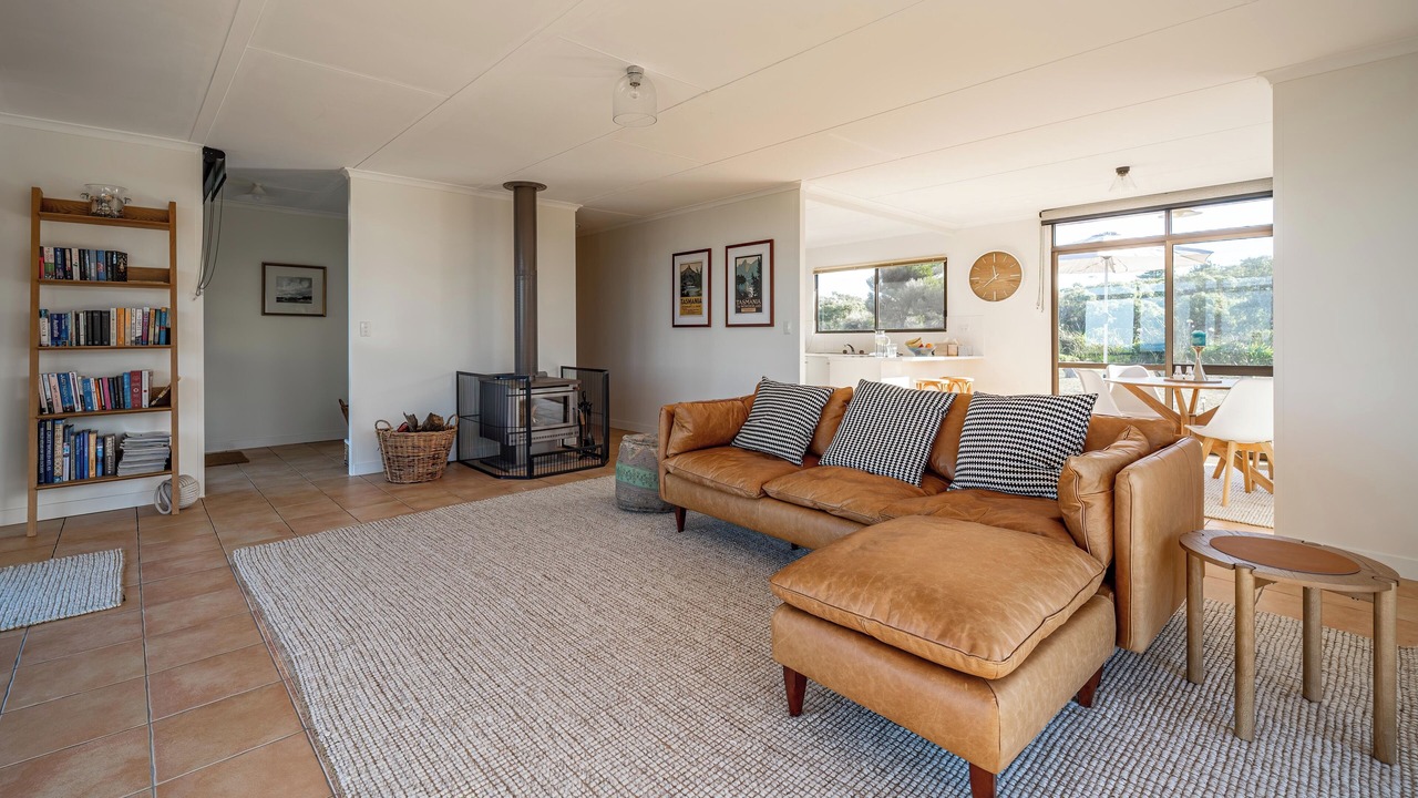 Photo of Livingroom in Dolphin Sands