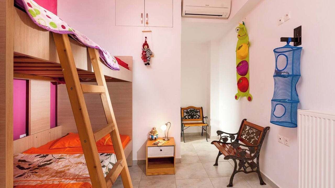 Photo of Bedroom in Megala Chorafia