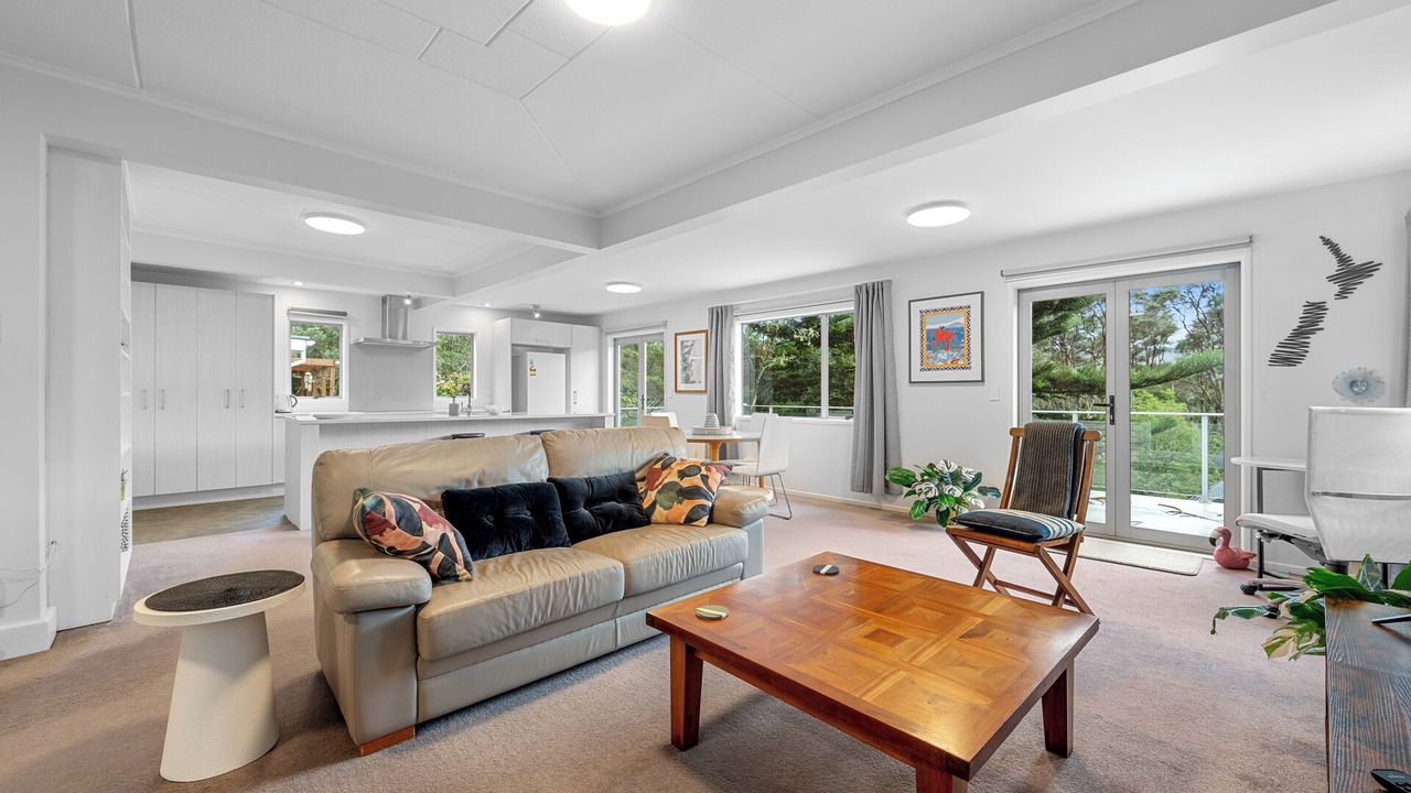 Photo of Livingroom in Titirangi