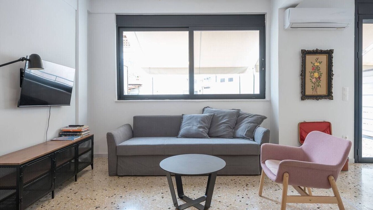 Photo of Livingroom in Psirri