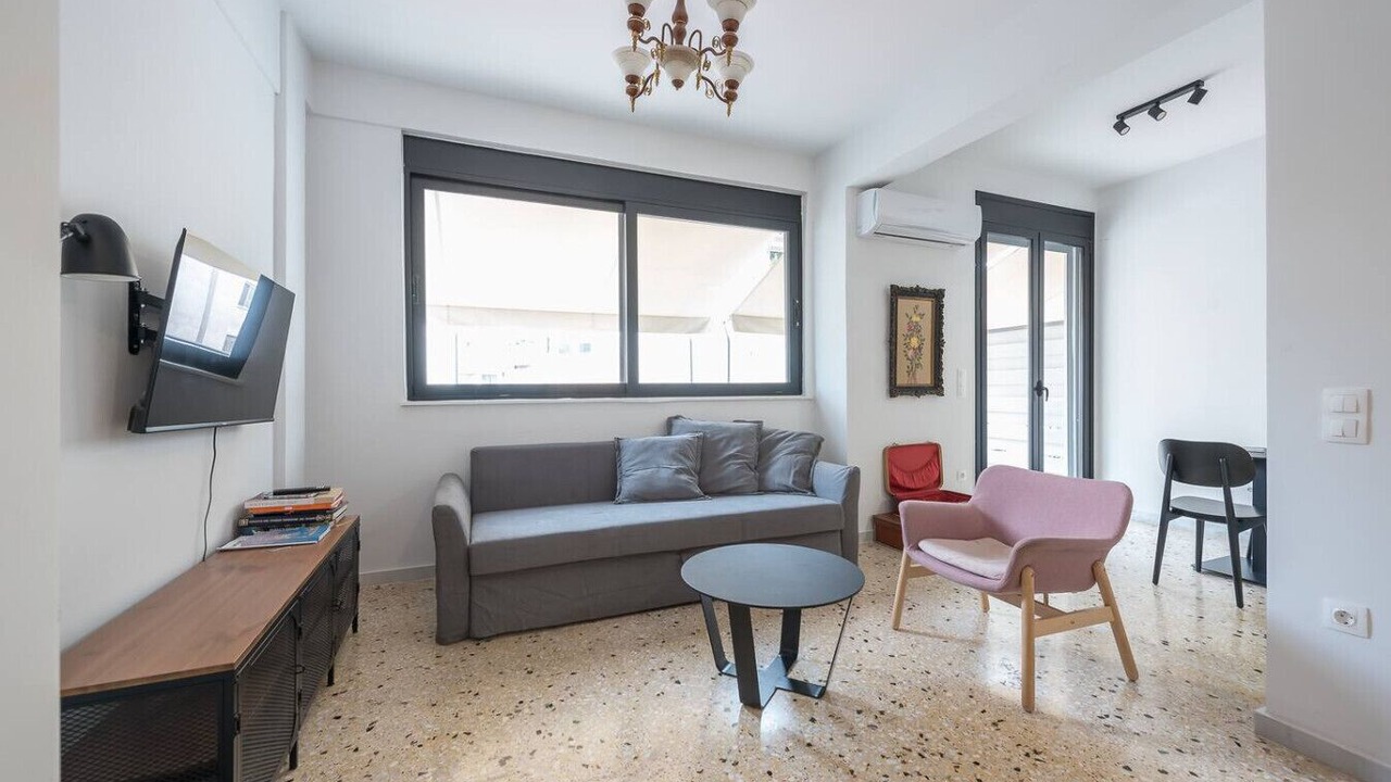 Photo of Livingroom in Psirri