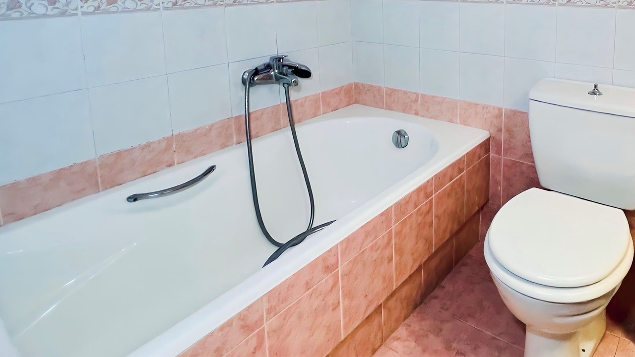 Photo of Bathroom in Anafiotika