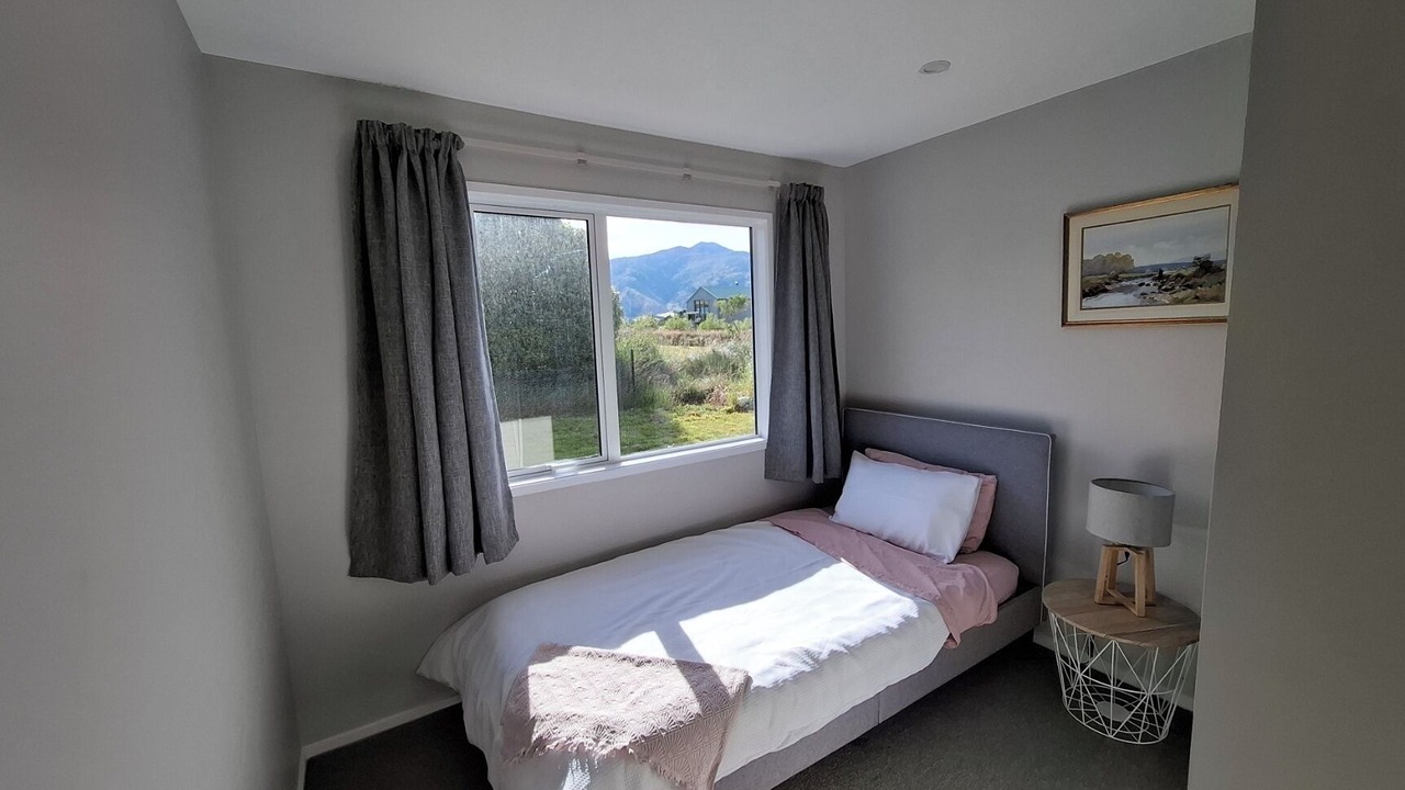 Photo of Bedroom in Lake Hawea