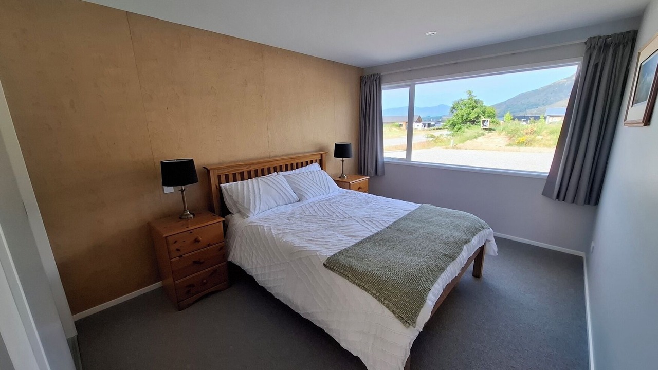 Photo of Bedroom in Lake Hawea