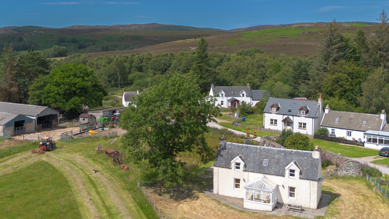 Photo of Others in Balnain