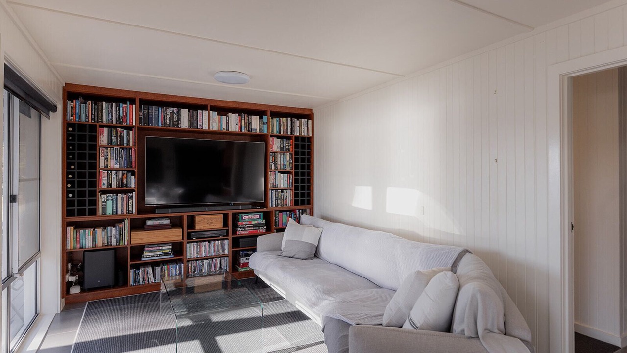 Photo of Livingroom in Spring Beach