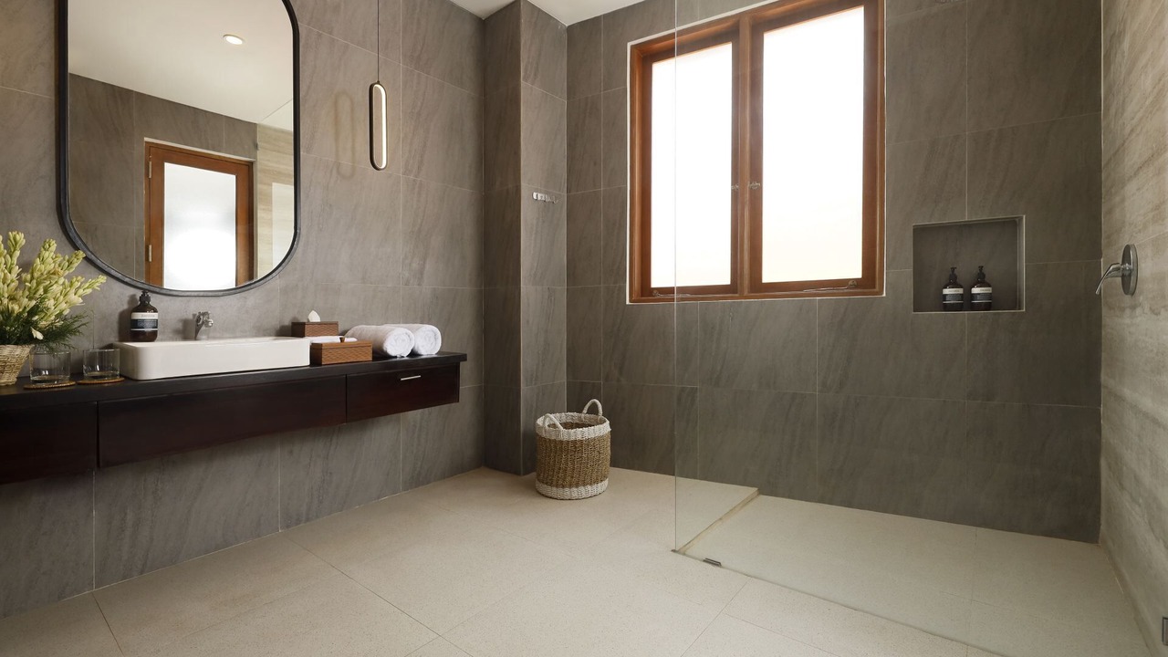 Photo of Bathroom in Petitenget