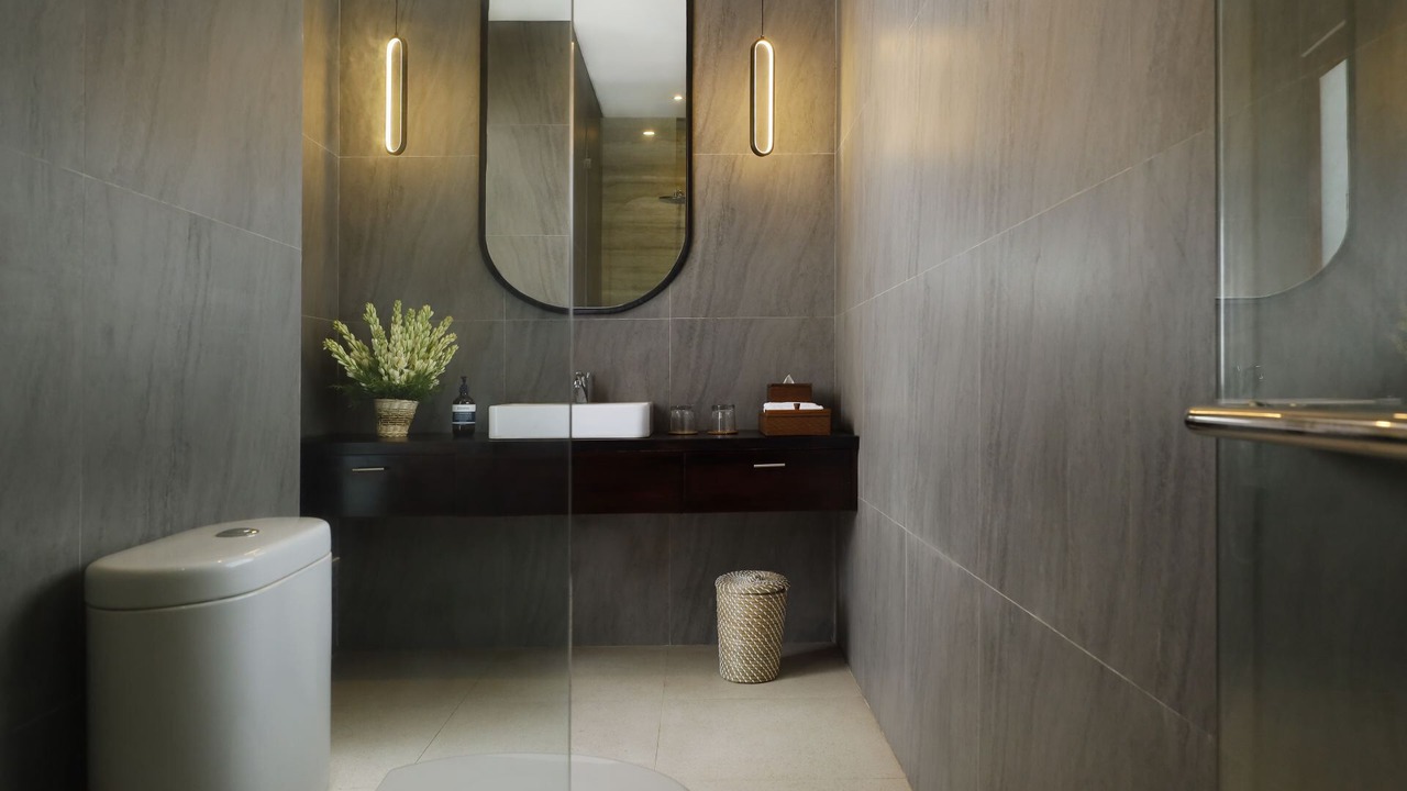 Photo of Bathroom in Petitenget