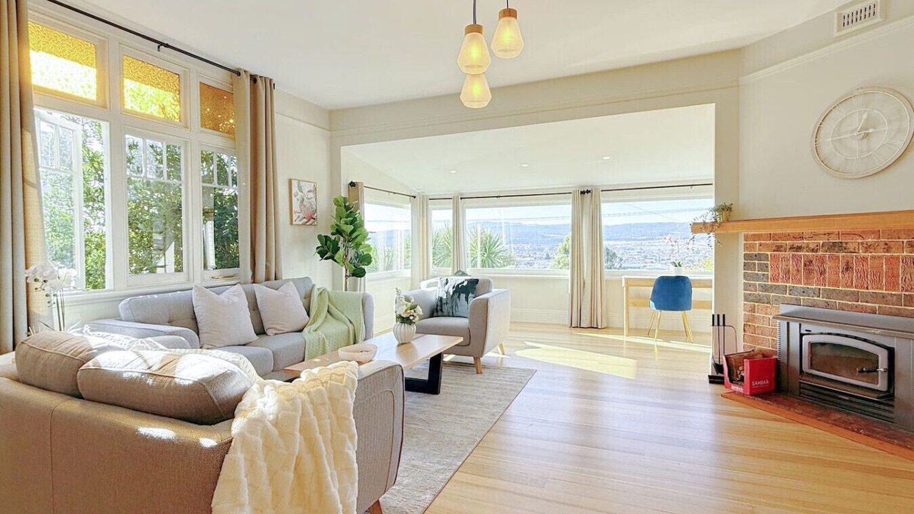 Photo of Livingroom in Trevallyn