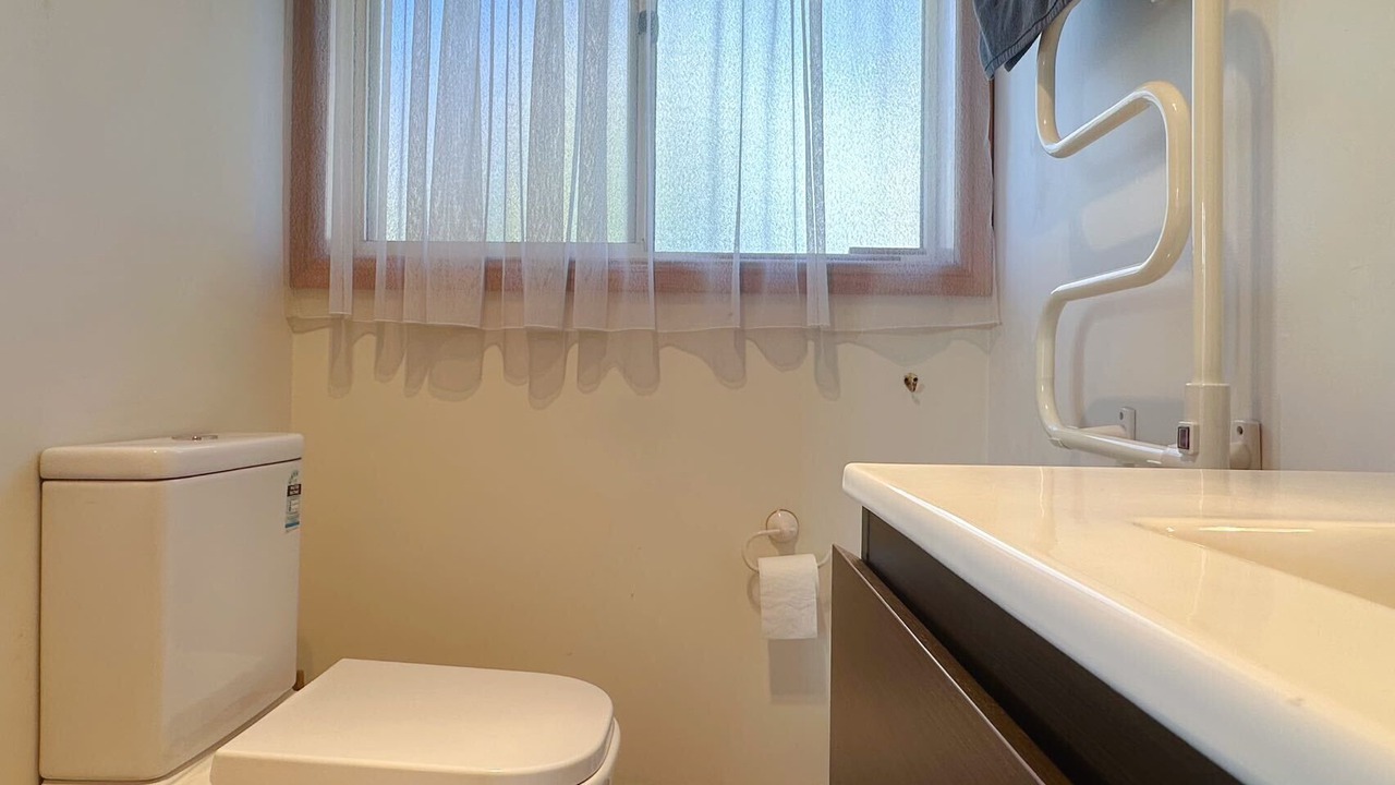 Photo of Bathroom in Lindisfarne
