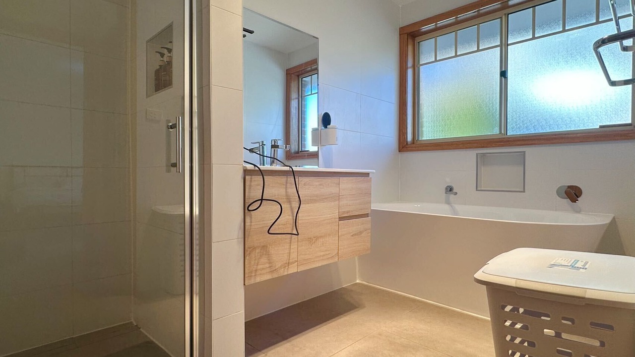 Photo of Bathroom in Lindisfarne