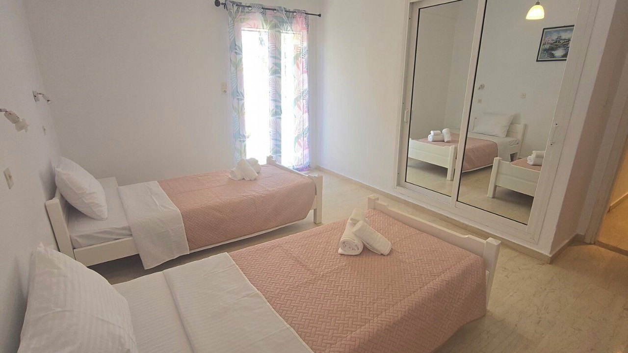 Photo of Bedroom in Malia