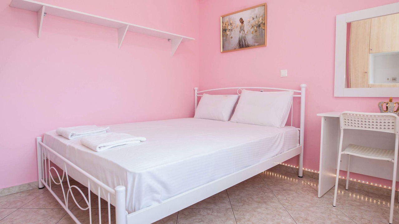Photo of Bedroom in Keratsinion