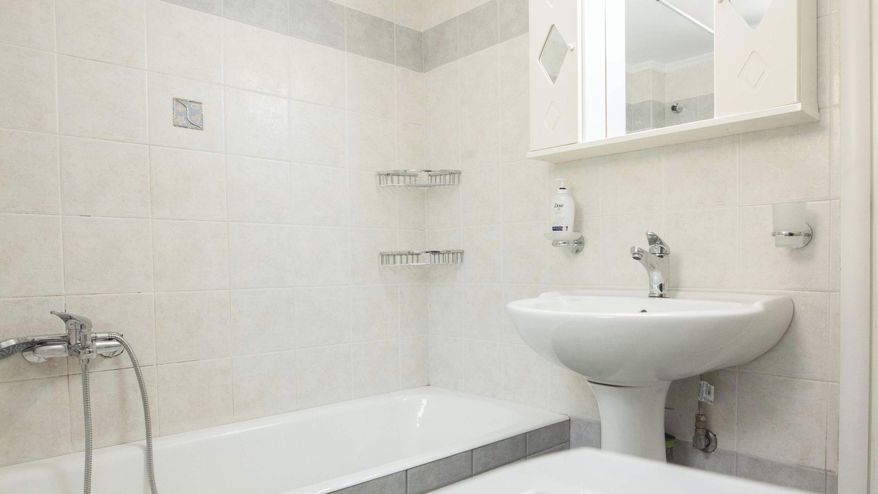 Photo of Bathroom in Keratsinion
