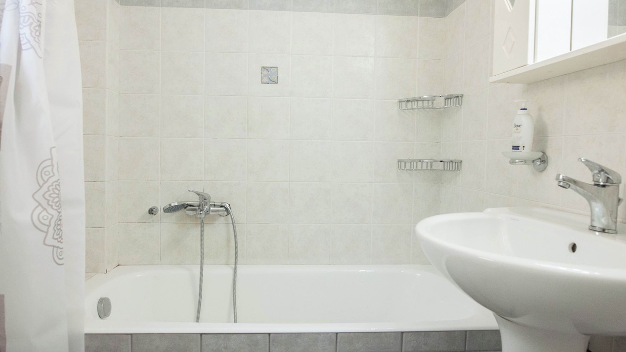 Photo of Bathroom in Keratsinion