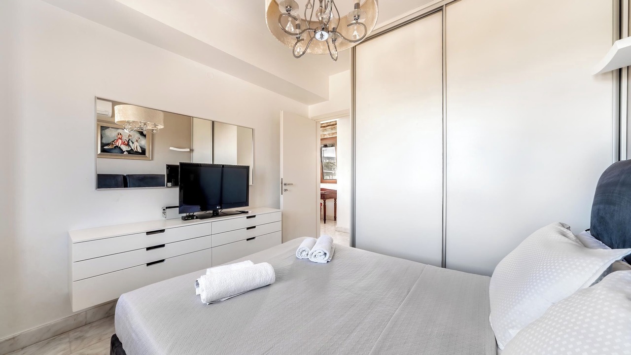 Photo of Bedroom in Kokkini Chani