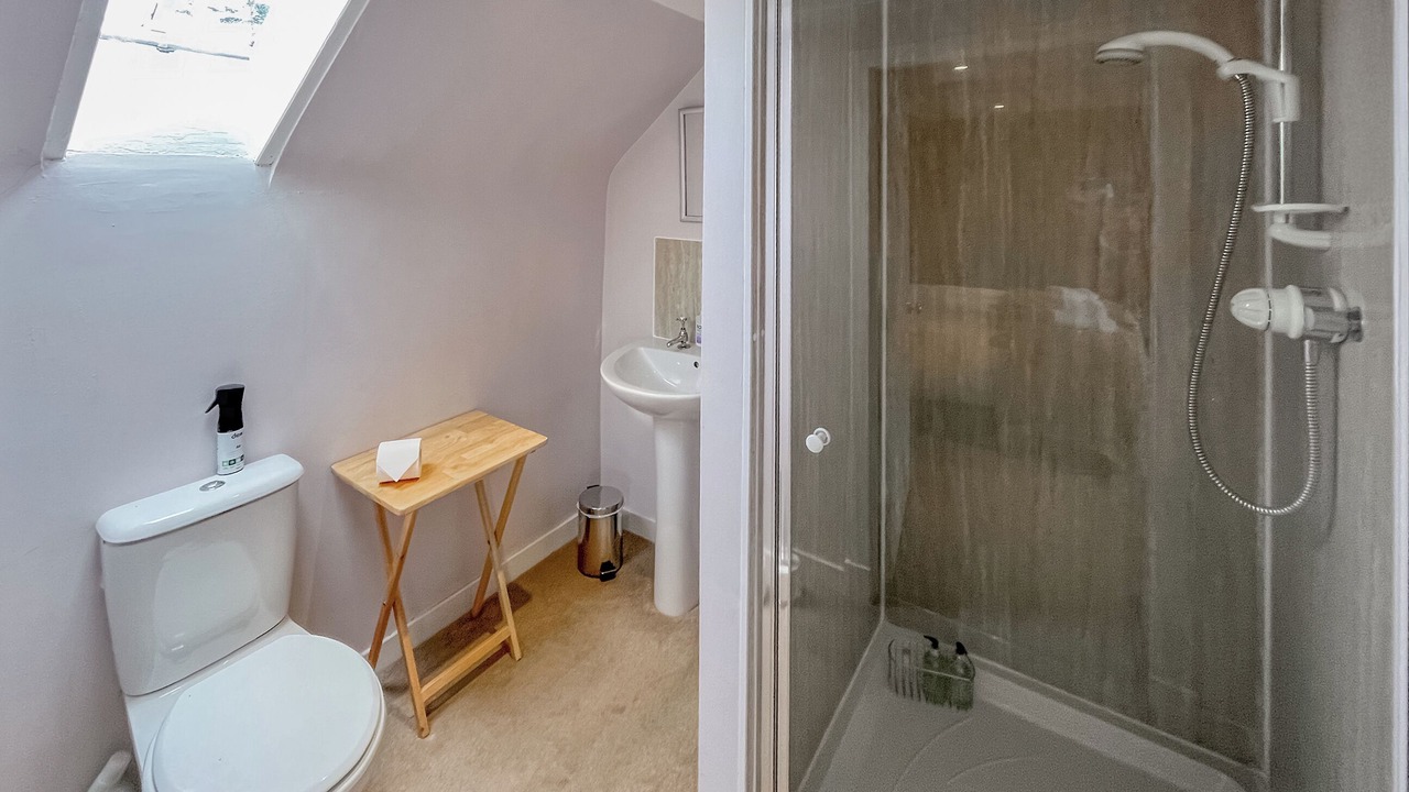 Photo of Bathroom in Kirriemuir