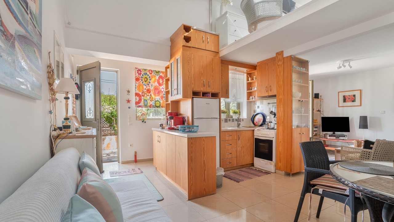Photo of Livingroom in Mazarakata