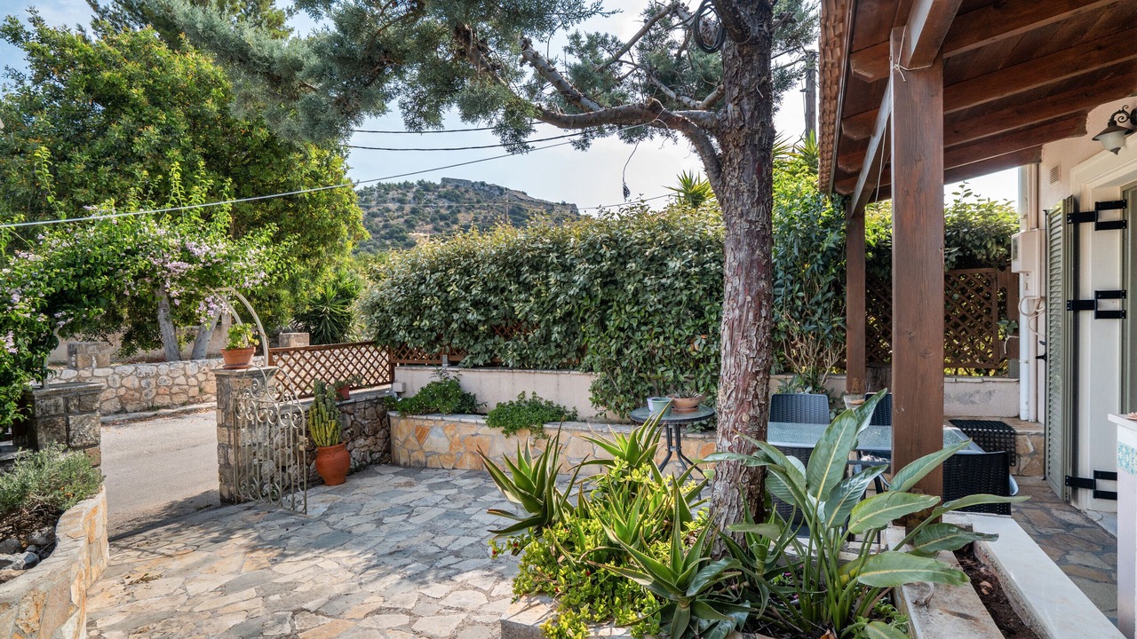 Photo of Outdoor in Mazarakata